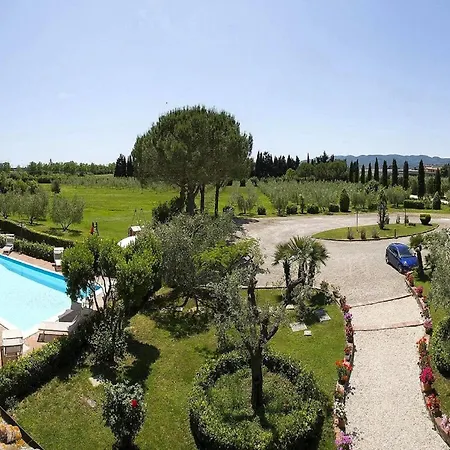 Apartment In Bolgheri Near Tuscan Beaches, Cleaning Included Appartement *